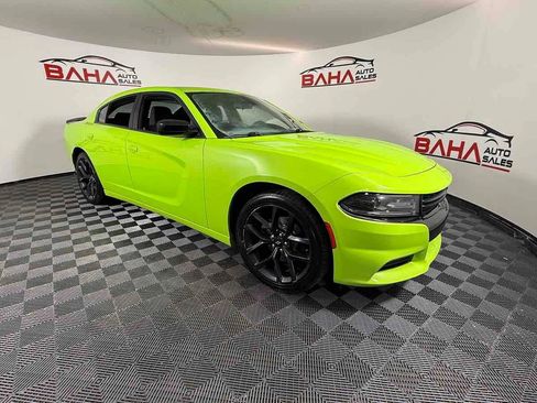 Used 2019 Dodge Charger SXT w/ Blacktop Package RWD image 14