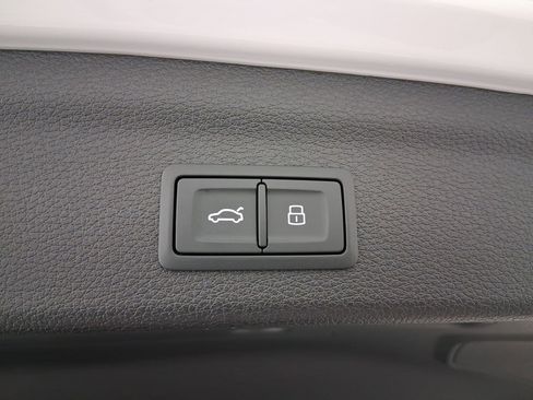 New 2025 Audi Q3 2.0T Premium w/ Convenience Package image 27