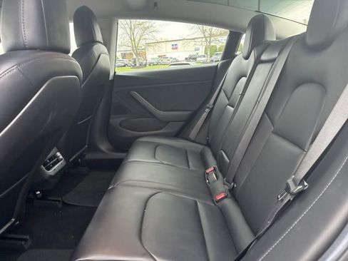 Used 2018 Tesla Model 3 Long Range image 6