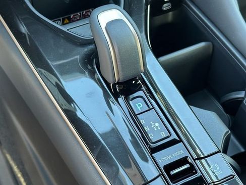 New 2026 Toyota Crown AWD/4WD image 18