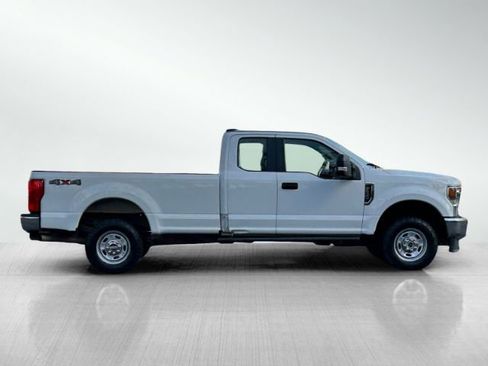 Used 2022 Ford F250 XL w/ Power Equipment Group image 3