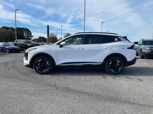 New 2026 Kia Sportage EX w/ EX Panorama Roof Package image 4