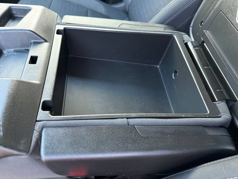 Used 2022 Chevrolet Silverado 1500 LT w/ LPO, Liner Protection Package RWD image 26