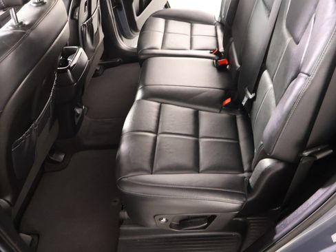 Used 2022 Kia Telluride EX w/ Towing Package AWD/4WD image 13