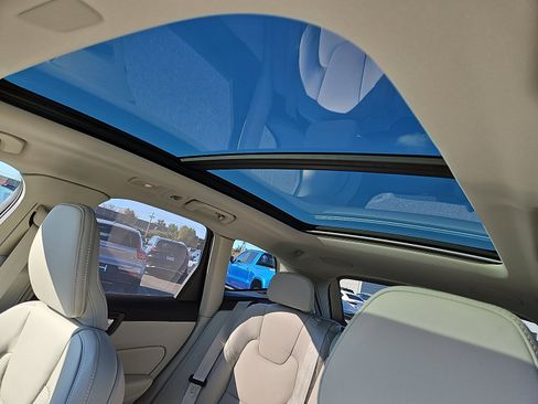 New 2026 Volvo XC60 B5 Ultra w/ Protection Package Premier image 12