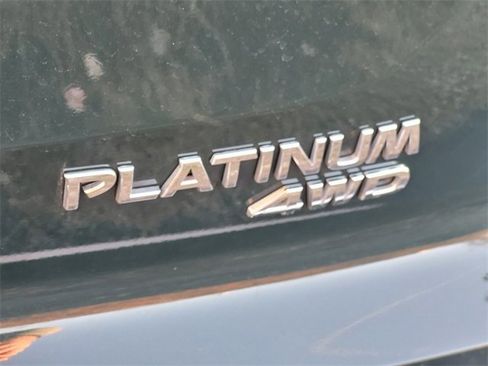 Used 2024 Nissan Pathfinder Platinum w/ Cargo Package image 8