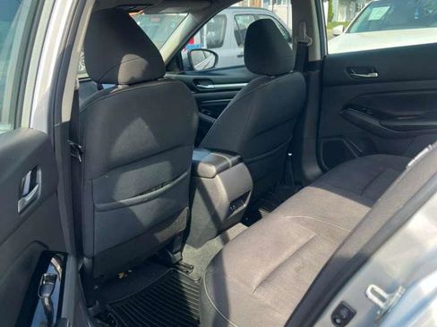 Used 2021 Nissan Altima 2.5 SV w/ SV Premium Package image 26