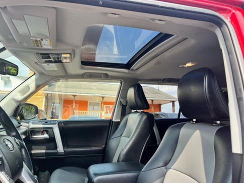 Used 2014 Toyota 4Runner SR5 Premium image 27