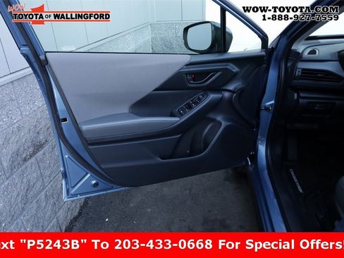 Used 2024 Subaru Crosstrek 2.0i Premium image 17