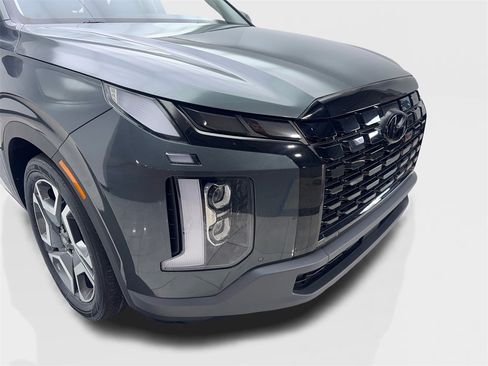 Used 2023 Hyundai Palisade Limited image 17