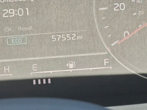 Used 2022 Kia Sorento S FWD image 19