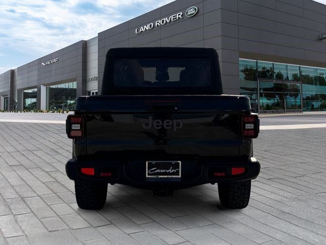 Used 2025 Jeep Gladiator Rubicon AWD/4WD image 4