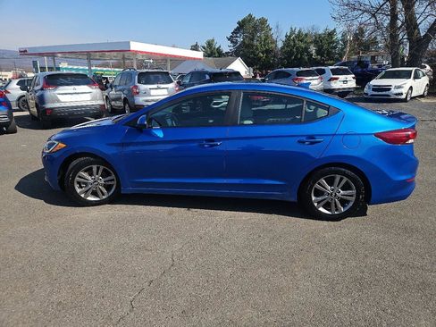 Used 2017 Hyundai Elantra SE image 6