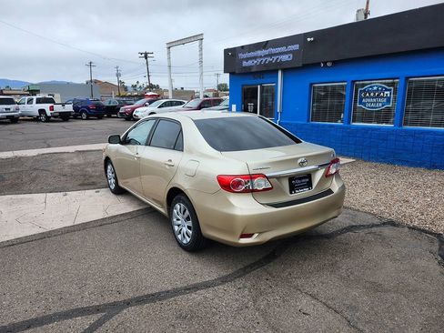Used 2013 Toyota Corolla LE FWD image 5