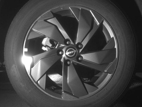 Used 2025 Nissan Rogue SV image 15