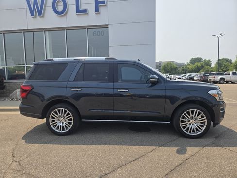 Certified 2022 Ford Expedition Limited AWD/4WD image 5