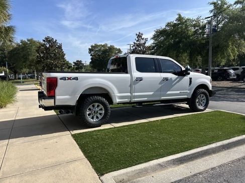 Certified 2020 Ford F250 XLT AWD/4WD image 3