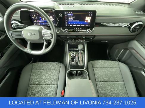 Used 2024 Chevrolet Colorado Z71 w/ Z71 Convenience Package 2 AWD/4WD image 19