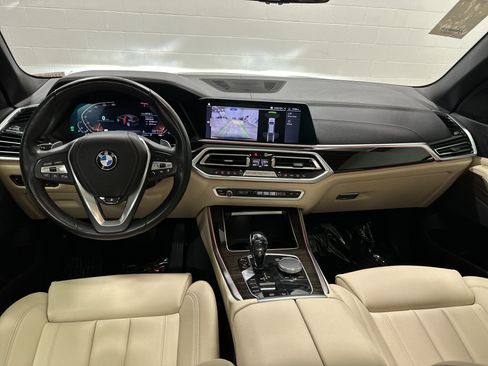 Used 2019 BMW X5 xDrive40i w/ Convenience Package AWD/4WD image 29