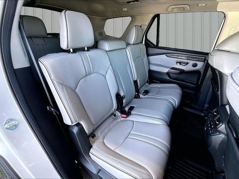 Used 2024 Honda Pilot Elite image 21