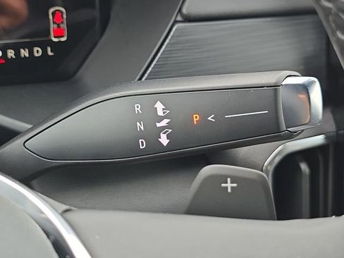 New 2025 GMC Acadia Elevation image 16