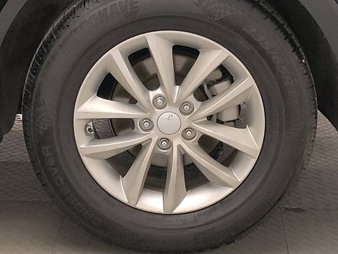 Used 2018 Kia Sorento FWD V6 image 31