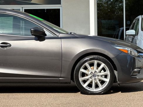 Used 2017 MAZDA MAZDA3 Touring FWD image 33