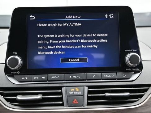 Used 2024 Nissan Altima 2.5 SV AWD/4WD image 28