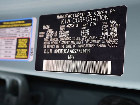 Used 2025 Kia Seltos S image 47