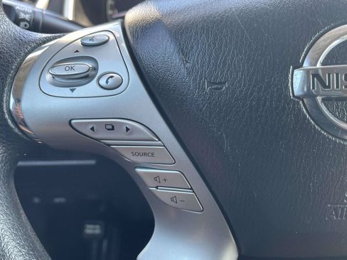 Used 2018 Nissan Murano S AWD/4WD image 22