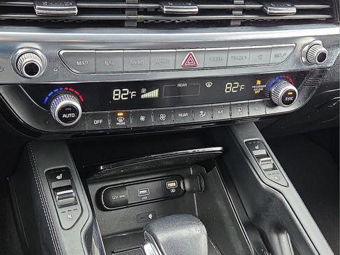 Used 2020 Kia Telluride SX w/ Towing Package image 21