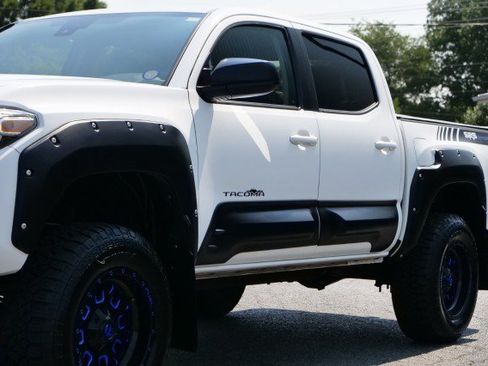 Used 2023 Toyota Tacoma SR5 w/ SX Package RWD image 39
