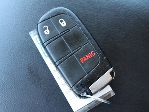 Used 2019 Dodge Journey Crossroad image 26