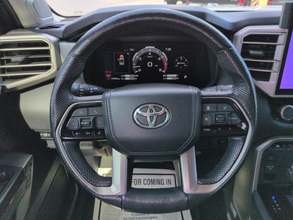 Used 2024 Toyota Tundra Limited AWD/4WD image 14