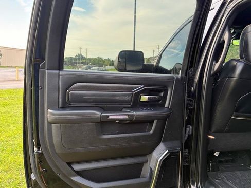 Used 2022 RAM 2500 Limited AWD/4WD image 16