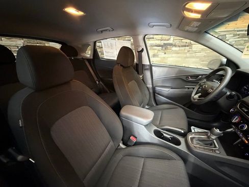 Used 2023 Hyundai Kona SEL image 15