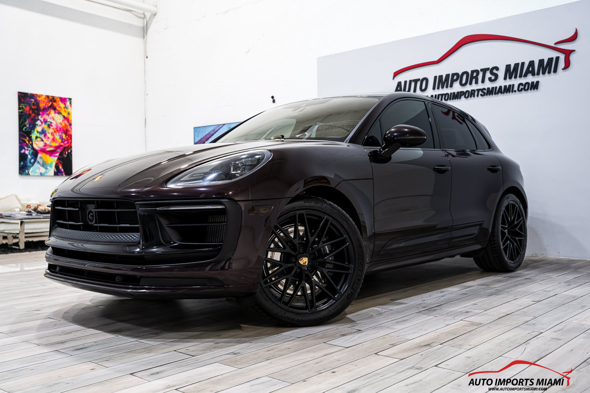 Used 2023 Porsche Macan GTS w/ Sport Chrono Package AWD/4WD image 3