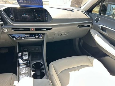Used 2022 Hyundai Sonata Limited w/ Cargo Package image 15