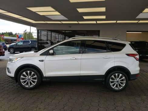 Used 2017 Ford Escape Titanium AWD/4WD image 11