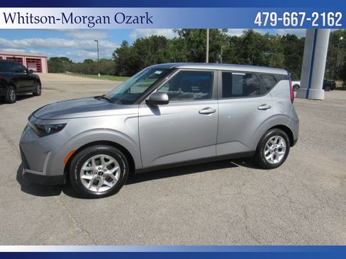 Used 2023 Kia Soul LX w/ Option Group 015 image 4