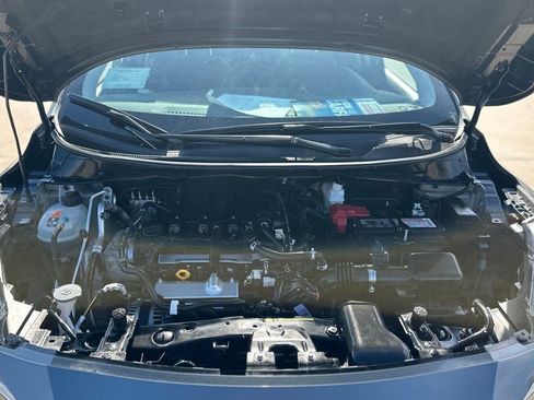 Used 2025 Nissan Versa S w/ Trunk Package image 8