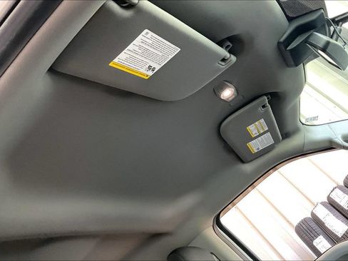 Used 2019 Ford F150 XL w/ Equipment Group 101A Mid AWD/4WD image 13