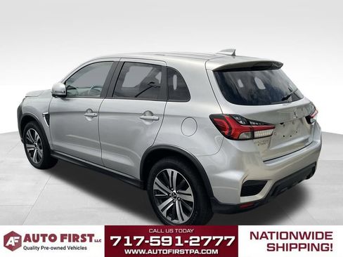 Used 2020 Mitsubishi Outlander Sport SE FWD image 4