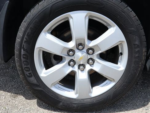 Used 2016 Chevrolet Traverse LT w/ Style and Technology Package image 28