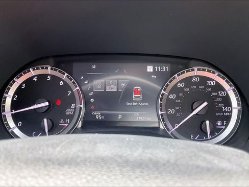 Used 2022 Toyota Highlander Platinum AWD/4WD image 24