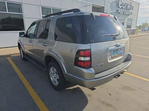Used 2008 Ford Explorer XLT AWD/4WD image 3
