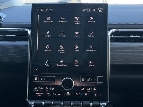 New 2025 GMC Sierra EV Denali image 17