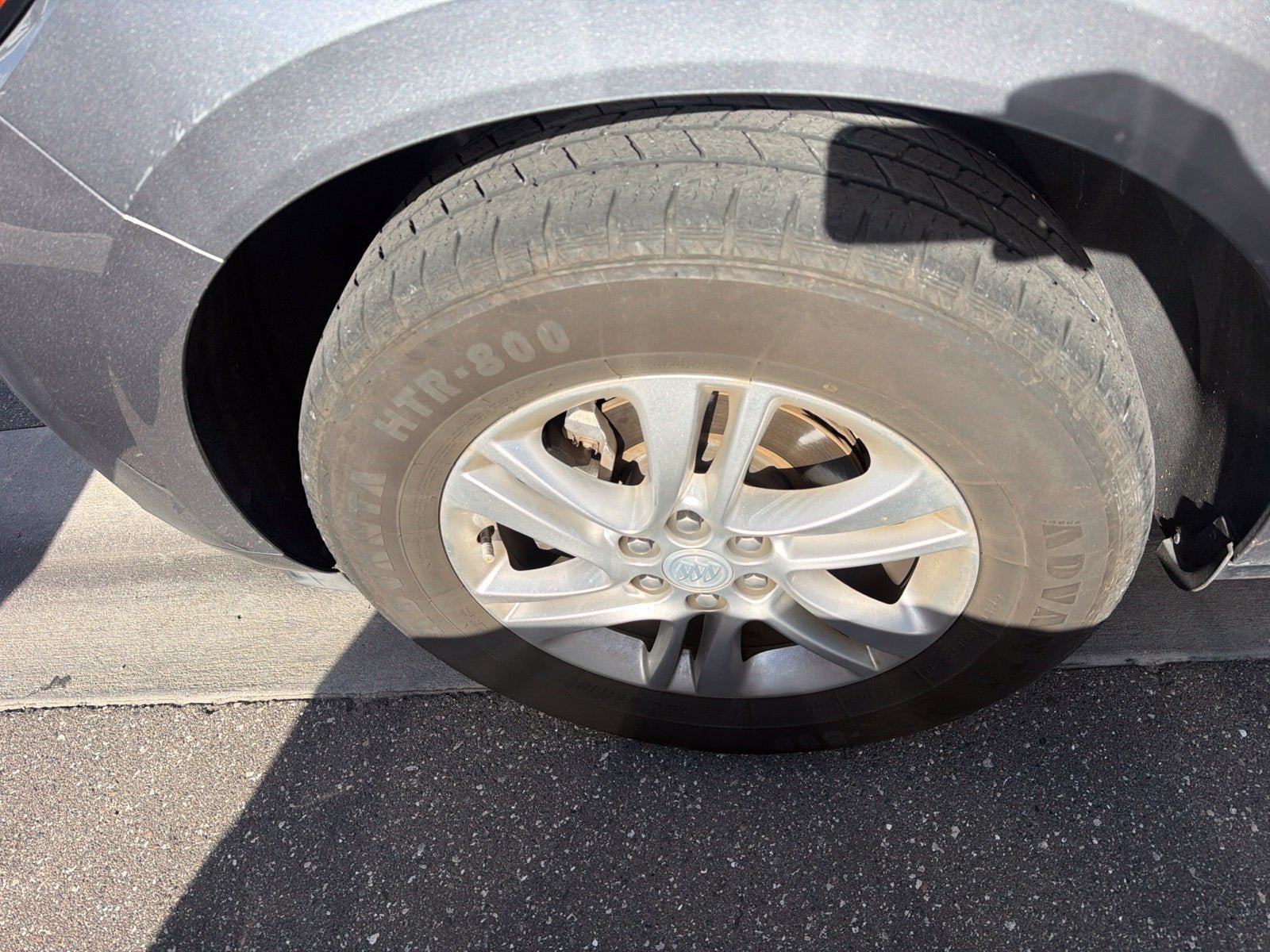Certified 2019 Buick Enclave Essence FWD image 4