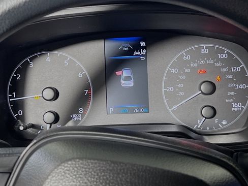 Used 2025 Toyota Corolla LE image 22