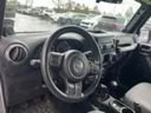 Used 2014 Jeep Wrangler Unlimited Sport image 18